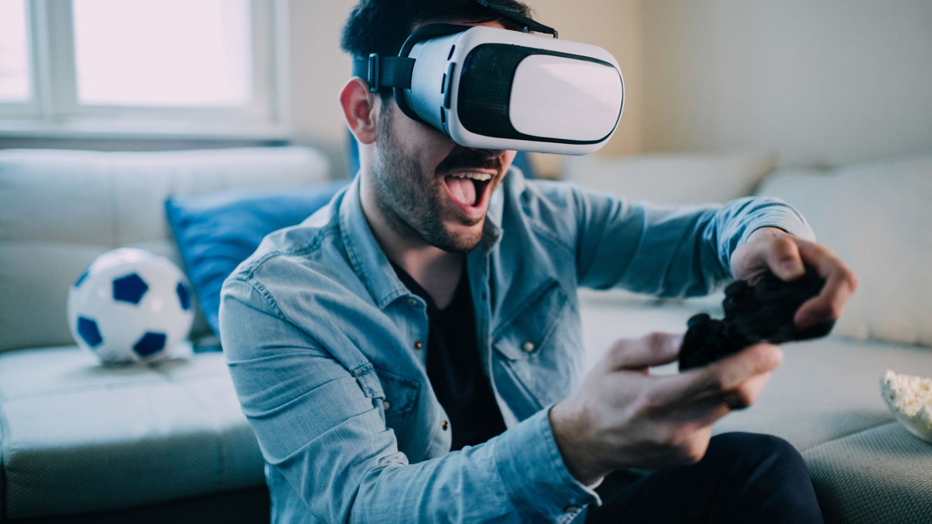 How to Choose the Right VR Accessories for Gaming Setup Tips